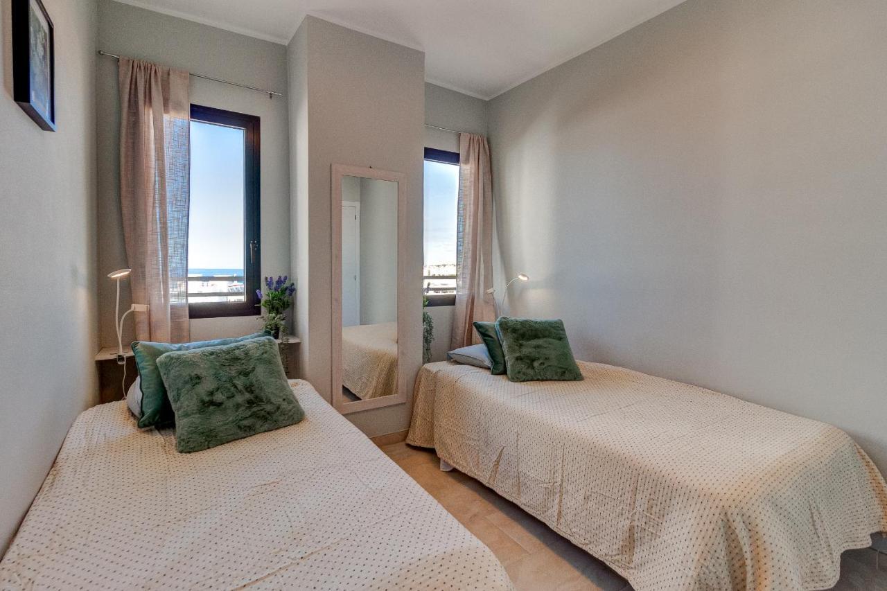 Paradise View Family Apartment By Altamarhomes 아데제 외부 사진
